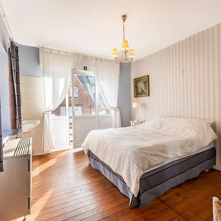 Near Belgian Coast With Sea Views Vakantiehuis