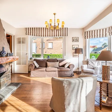 Vakantiehuis Near Belgian Coast With Sea Views