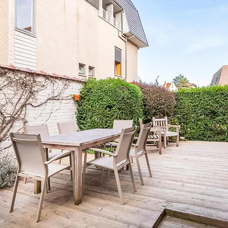 Near Belgian Coast With Sea Views Vakantiehuis